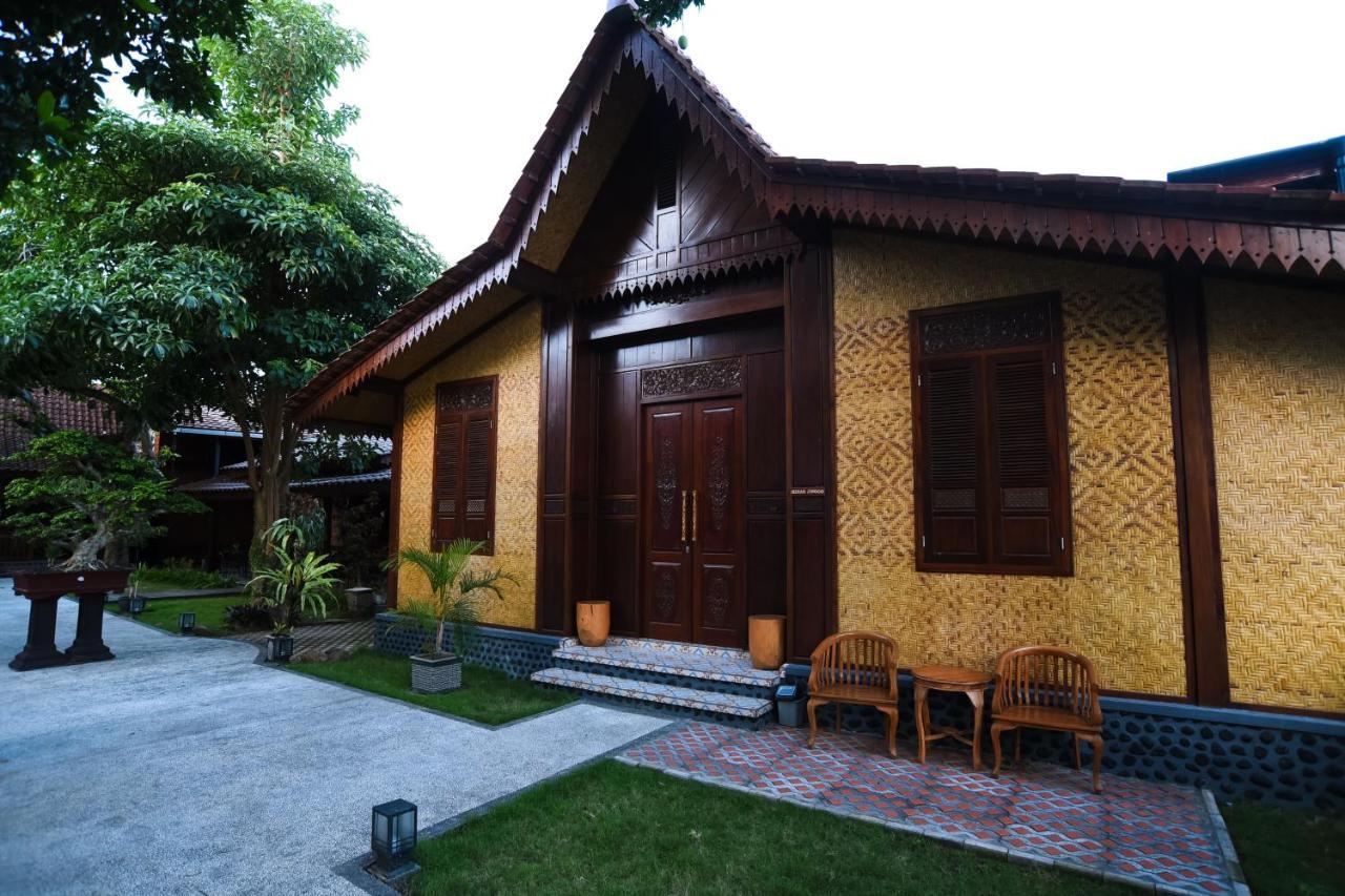 Apartament Ndalem Mataram Banyuwangi  Pokój zdjęcie