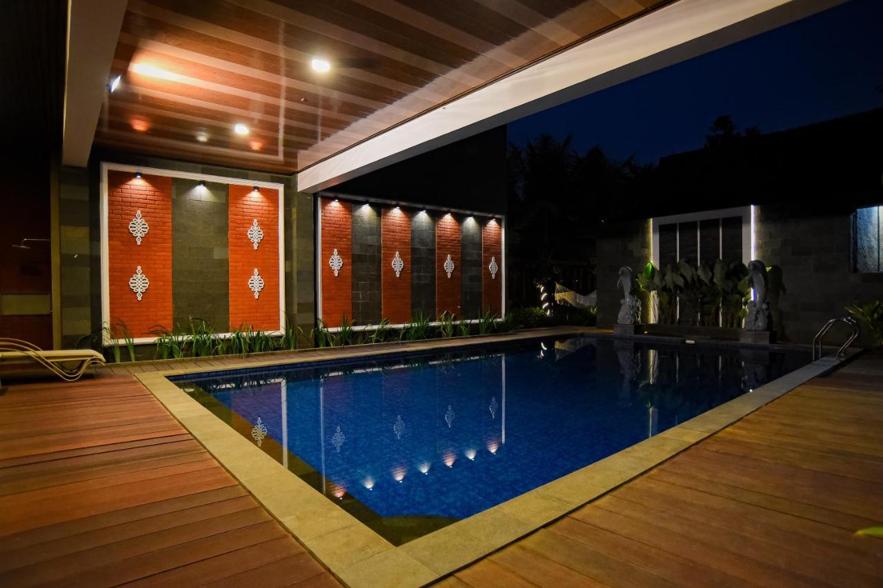 Apartament Ndalem Mataram Banyuwangi  Zewnętrze zdjęcie